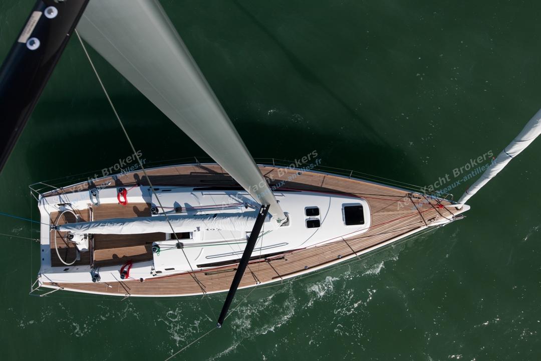 J-Boats - J-Composites J 122 E: deck seen from the masthead